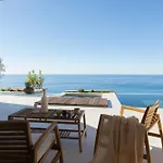 Luxury Atháni