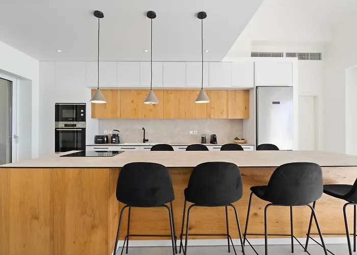 Luxury Villa Athánion